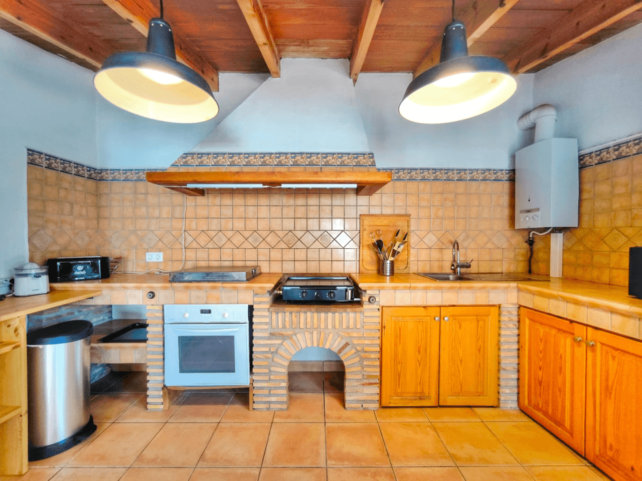 Villa con apartamento de invitados y vistas al mar en Dénia