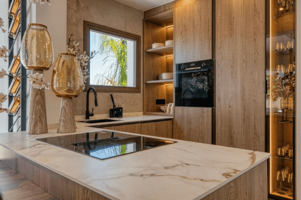 C3XY4646JAV Renovated villa with sea view for sale in Piver