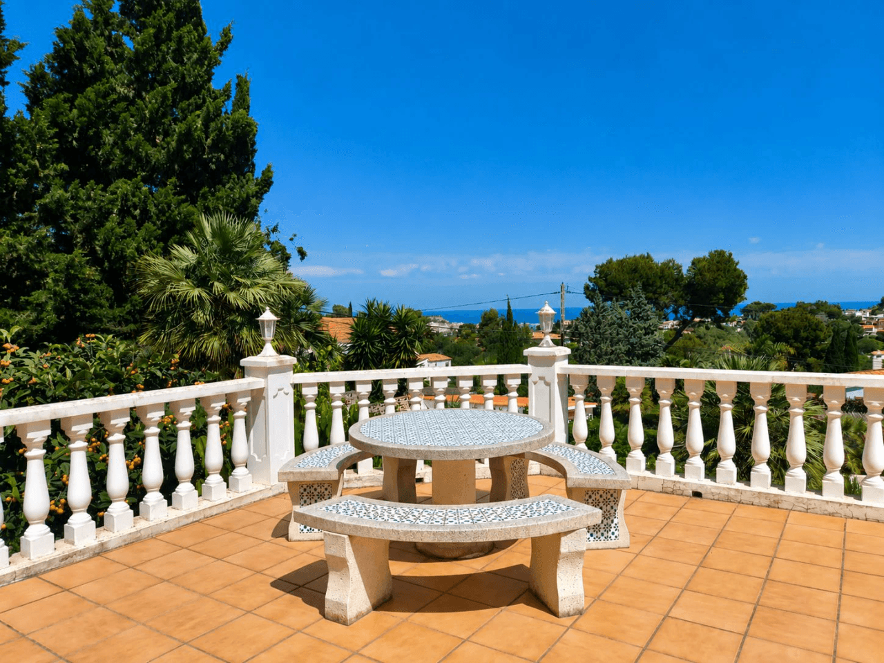 Villa de 3 dormitorios y vistas al mar en el Montgó, Dénia