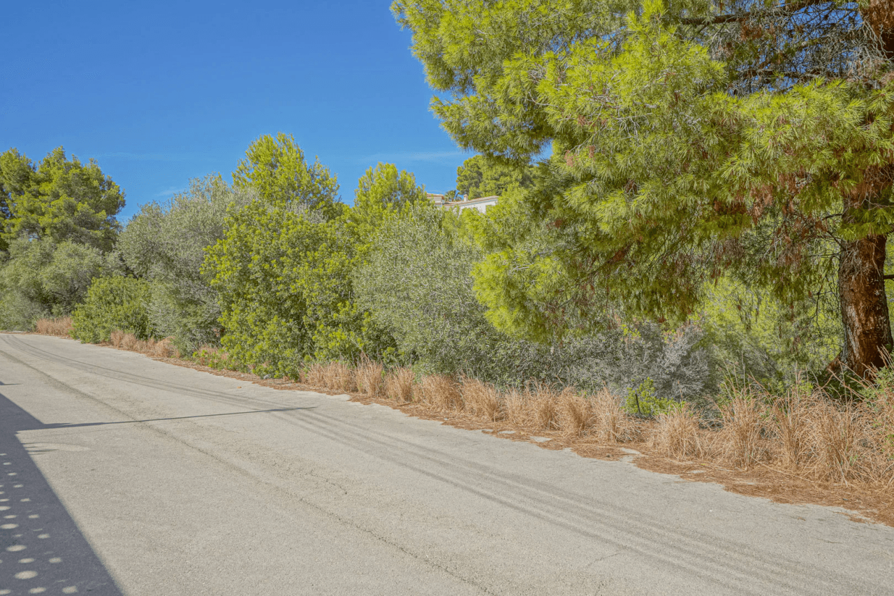 4295BEN Parcela en venta a 800 m de la playa de Benissa