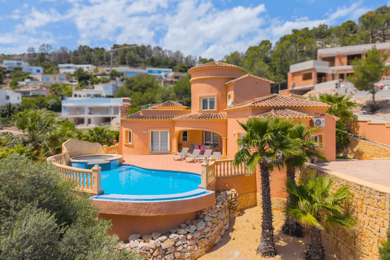 4650JAV Villa tradicional con vistas al mar en venta en Tosalet 5, Jávea.