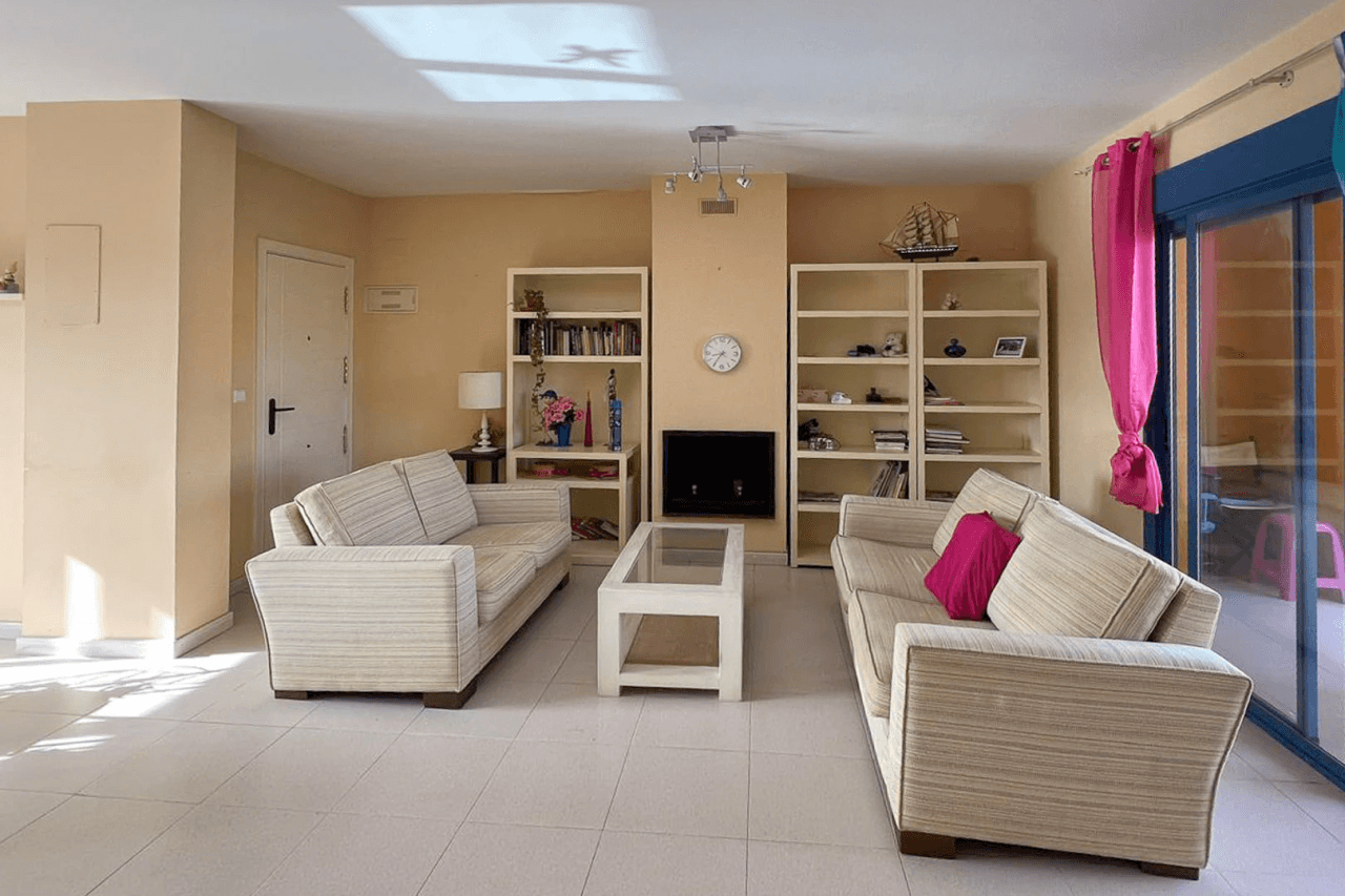 8269DEN Duplex penthouse avec terrasse et vue partielle sur la mer à vendre à Las Marina, Denia.