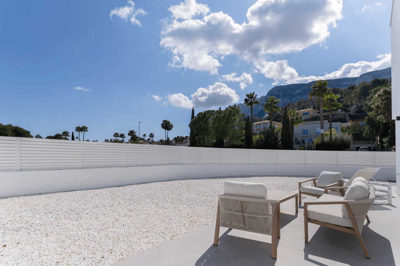 8327DEN Moderne villa te koop in Denia.
