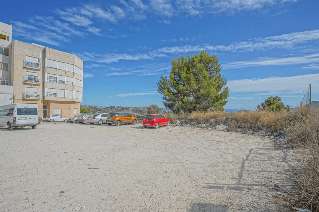C3XY4294BEN Parcela urbanizable con vistas al mar en venta en el centro de Benissa