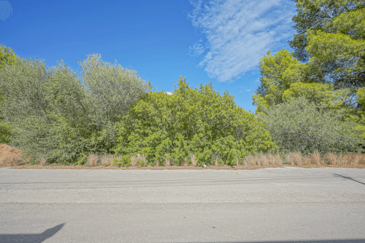 4295BEN Parcela en venta a 800 m de la playa de Benissa