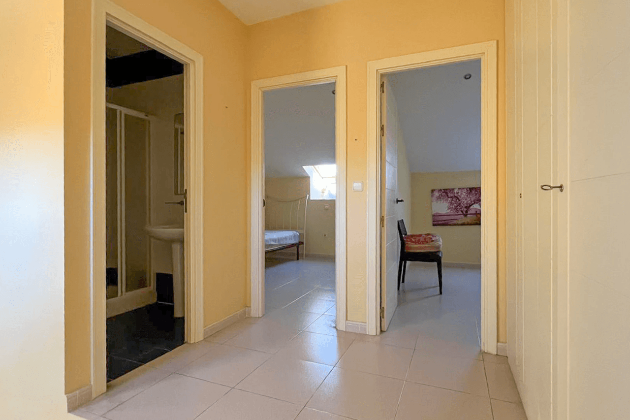 8269DEN Duplex penthouse avec terrasse et vue partielle sur la mer à vendre à Las Marina, Denia.