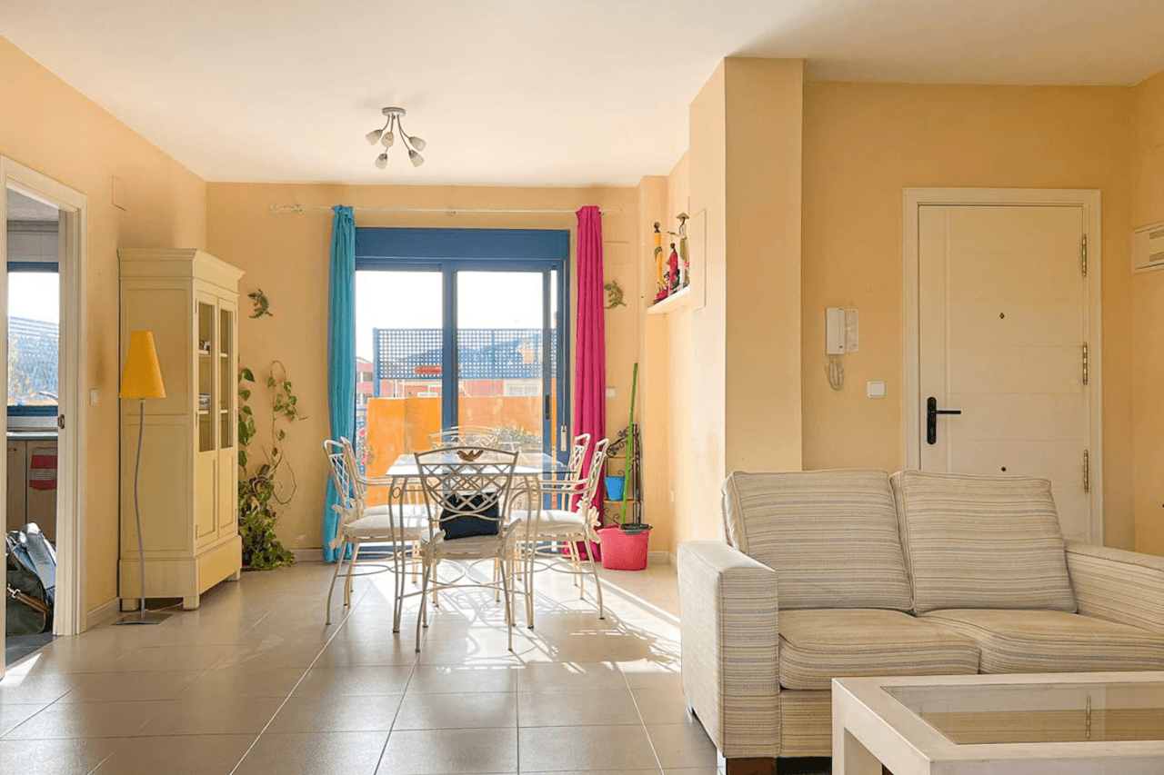 8269DEN Duplex penthouse avec terrasse et vue partielle sur la mer à vendre à Las Marina, Denia.