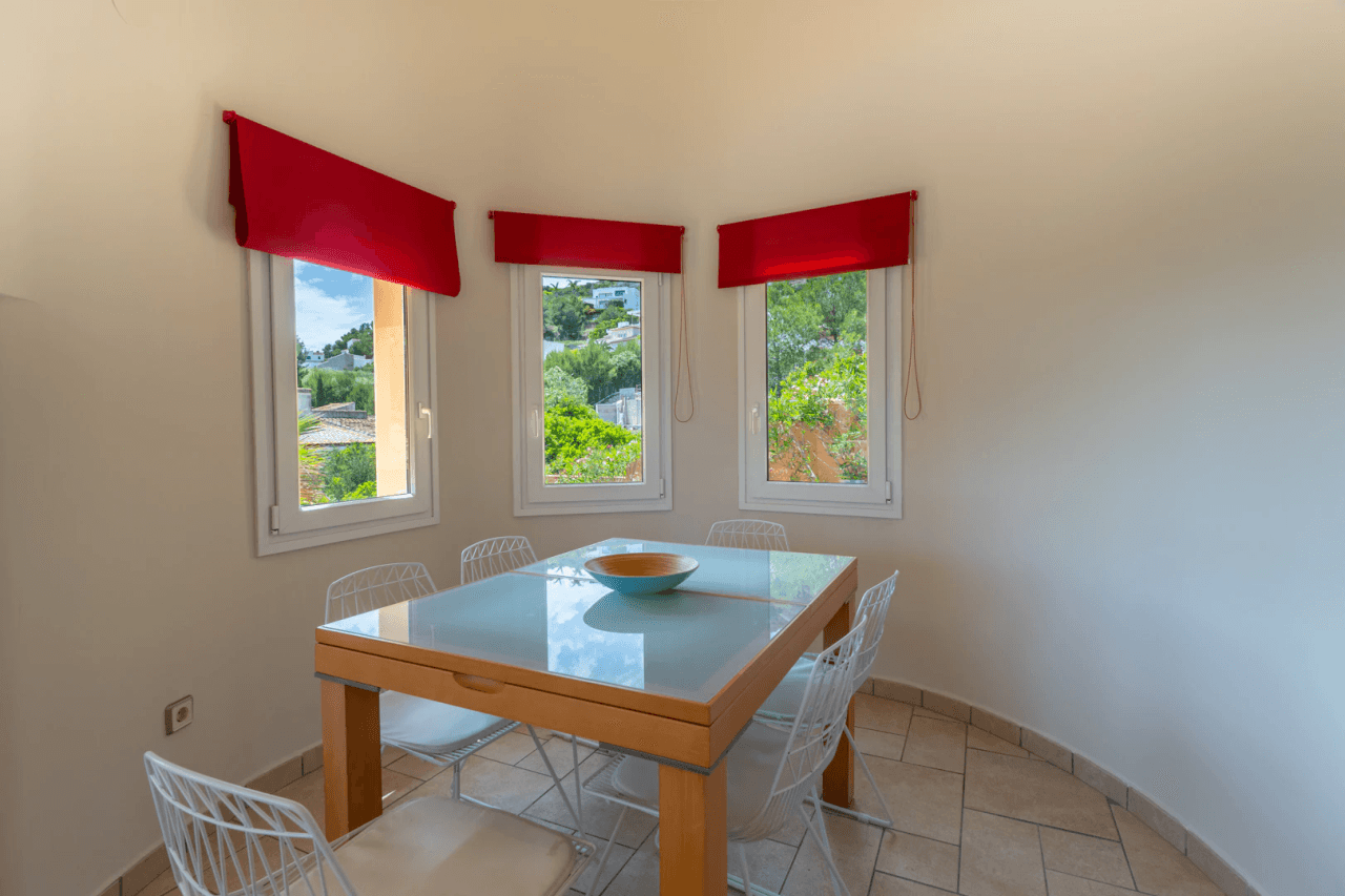4650JAV Villa tradicional con vistas al mar en venta en Tosalet 5, Jávea.