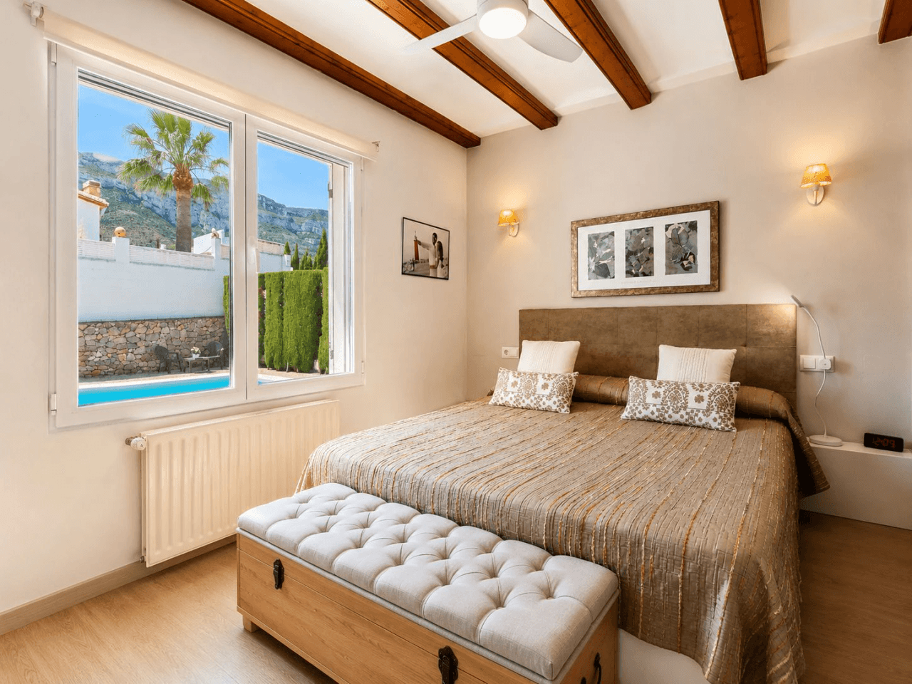 Villa de 4 dormitorios en una sola planta en el Montgó, Dénia