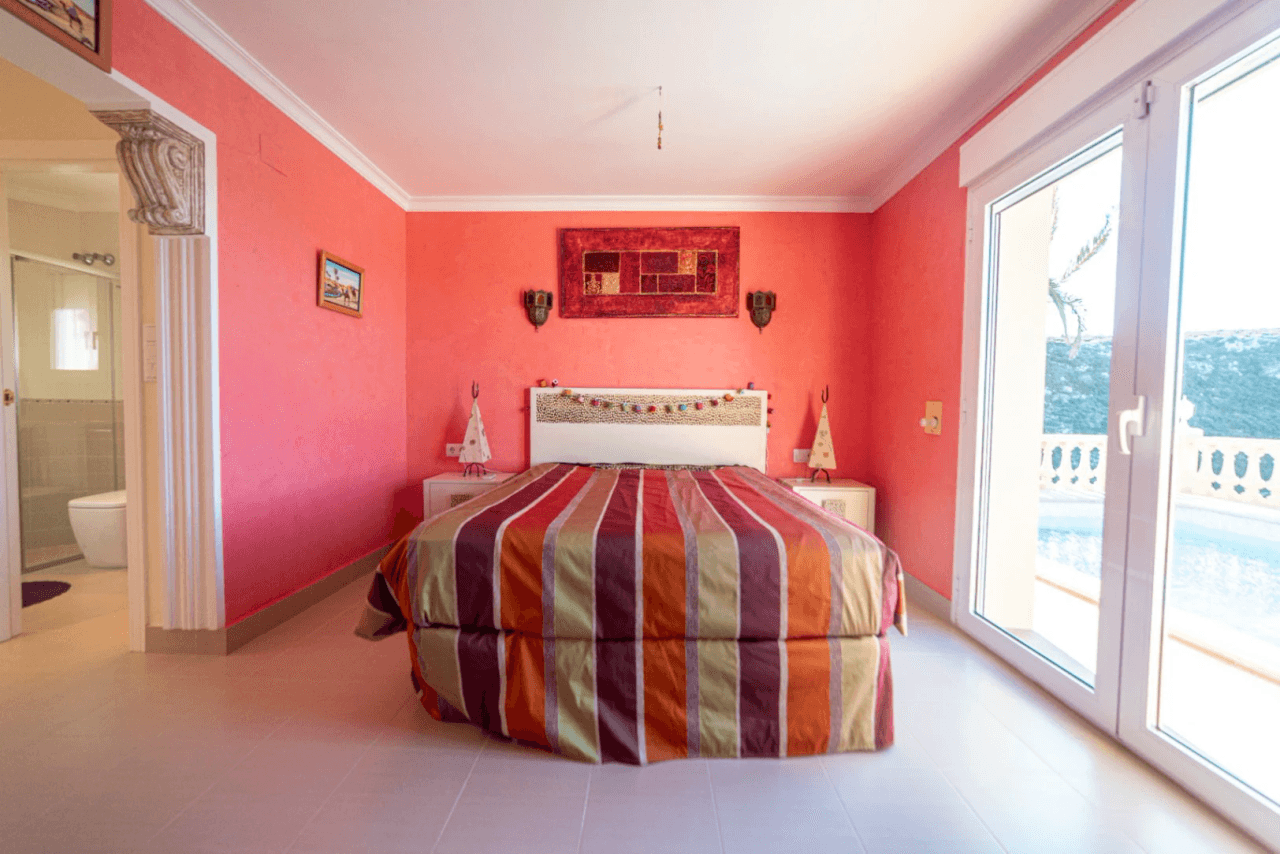 Luxe villa met uitzicht op zee in Denia