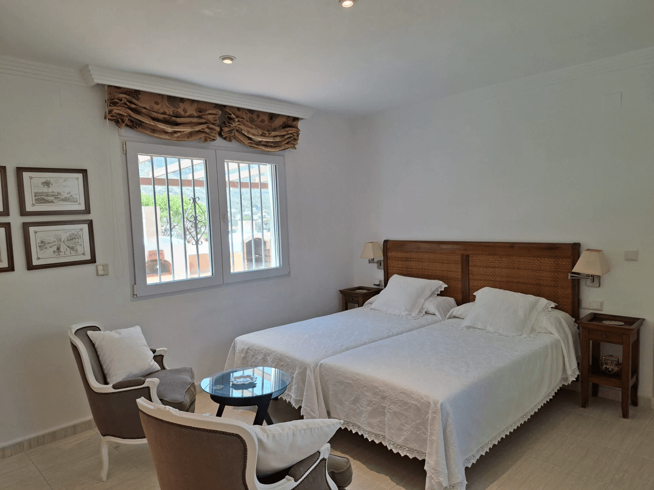 Villa avec vue sur la mer, au Montgo à Denia