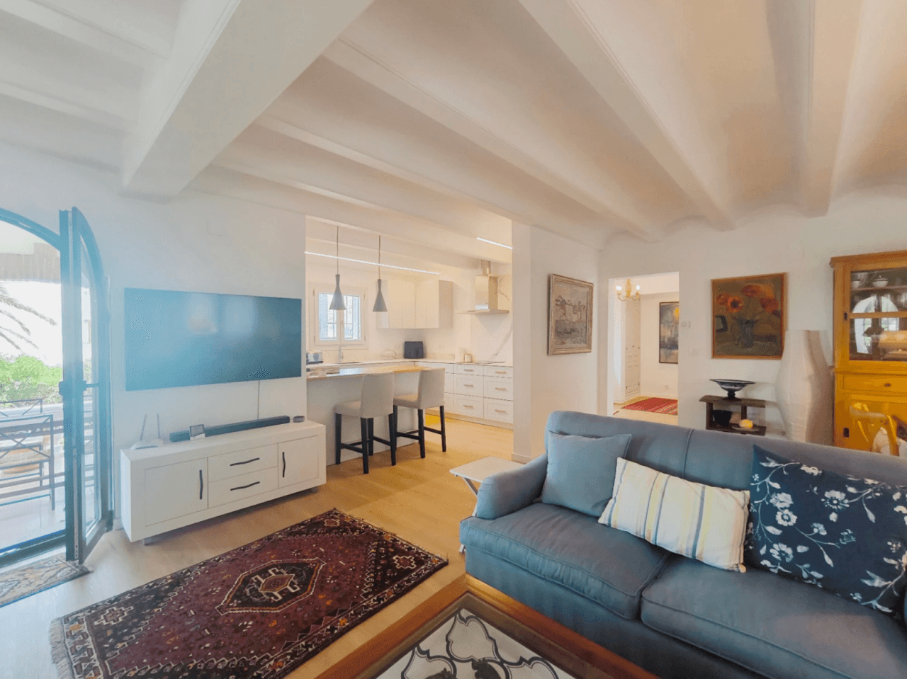 Gerestaureerde villa met 2 slaapkamers in Montgó, Dénia