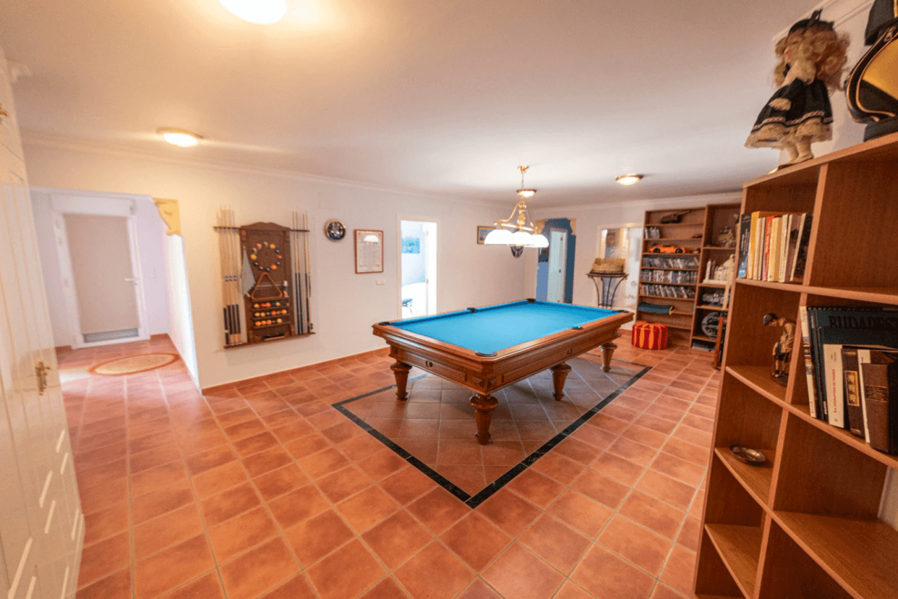 Luxe villa met uitzicht op zee in Denia
