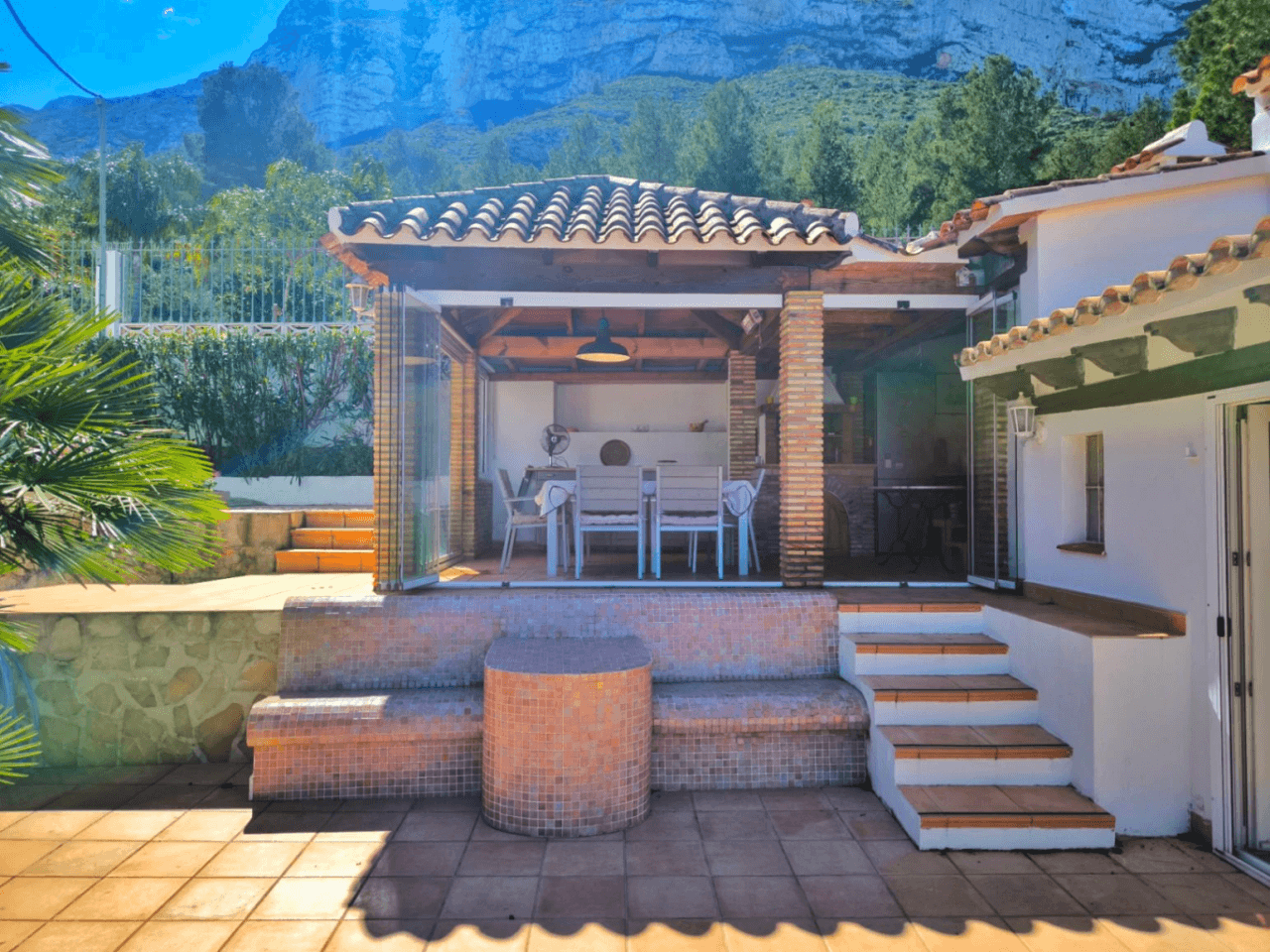 Villa avec appartement d’hôtes et vue sur la mer à Dénia