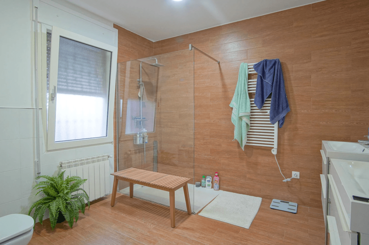 8176DEN Villa met gedeeltelijk zeezicht te koop in las Rotas, Denia