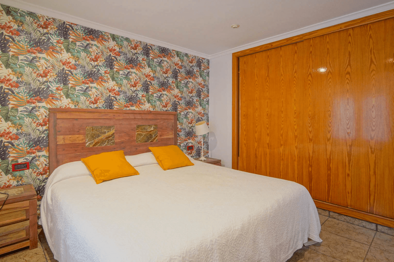 8176DEN Villa met gedeeltelijk zeezicht te koop in las Rotas, Denia