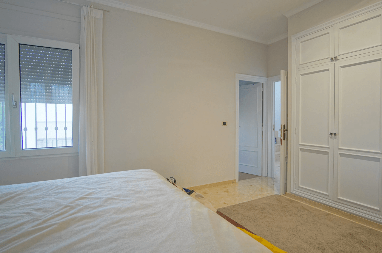 8176DEN Villa met gedeeltelijk zeezicht te koop in las Rotas, Denia