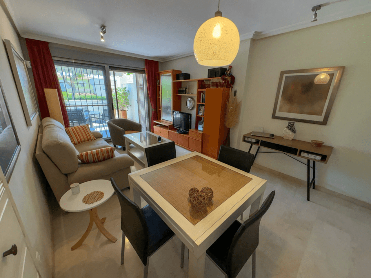 Votre refuge au bord de la mer : Appartement en rez-de-chaussée à deux pas de la plage et du centre de Dénia.