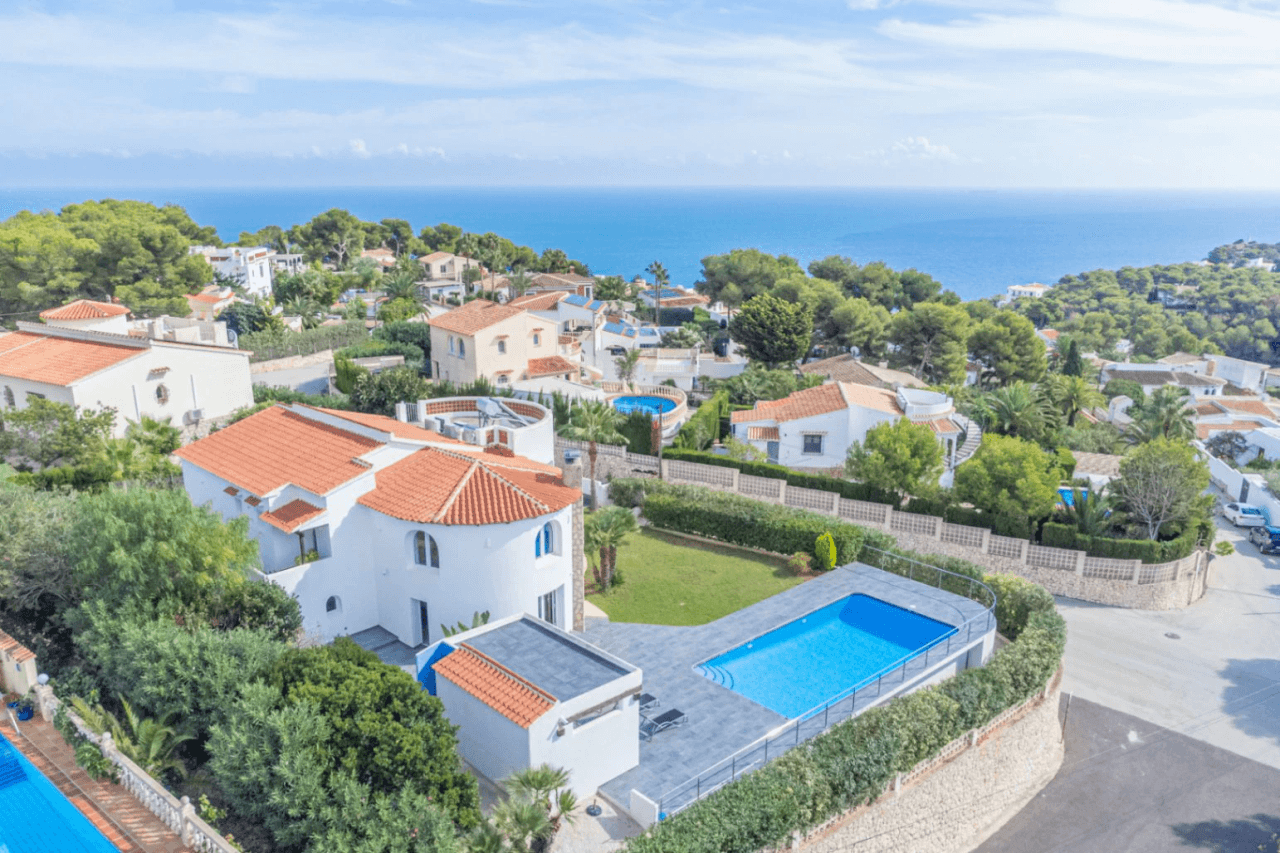 Villa Ibiza style en Balcón al mar con vistas al mar
