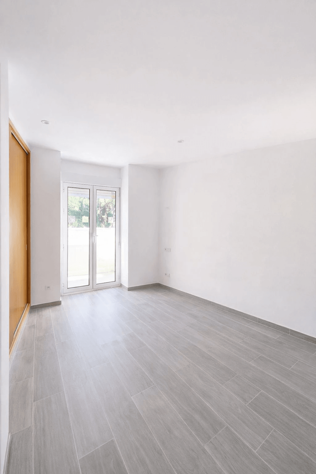 Rez-de-chaussée de deux chambres et jardin dans la zone du Montgó, Dénia.
