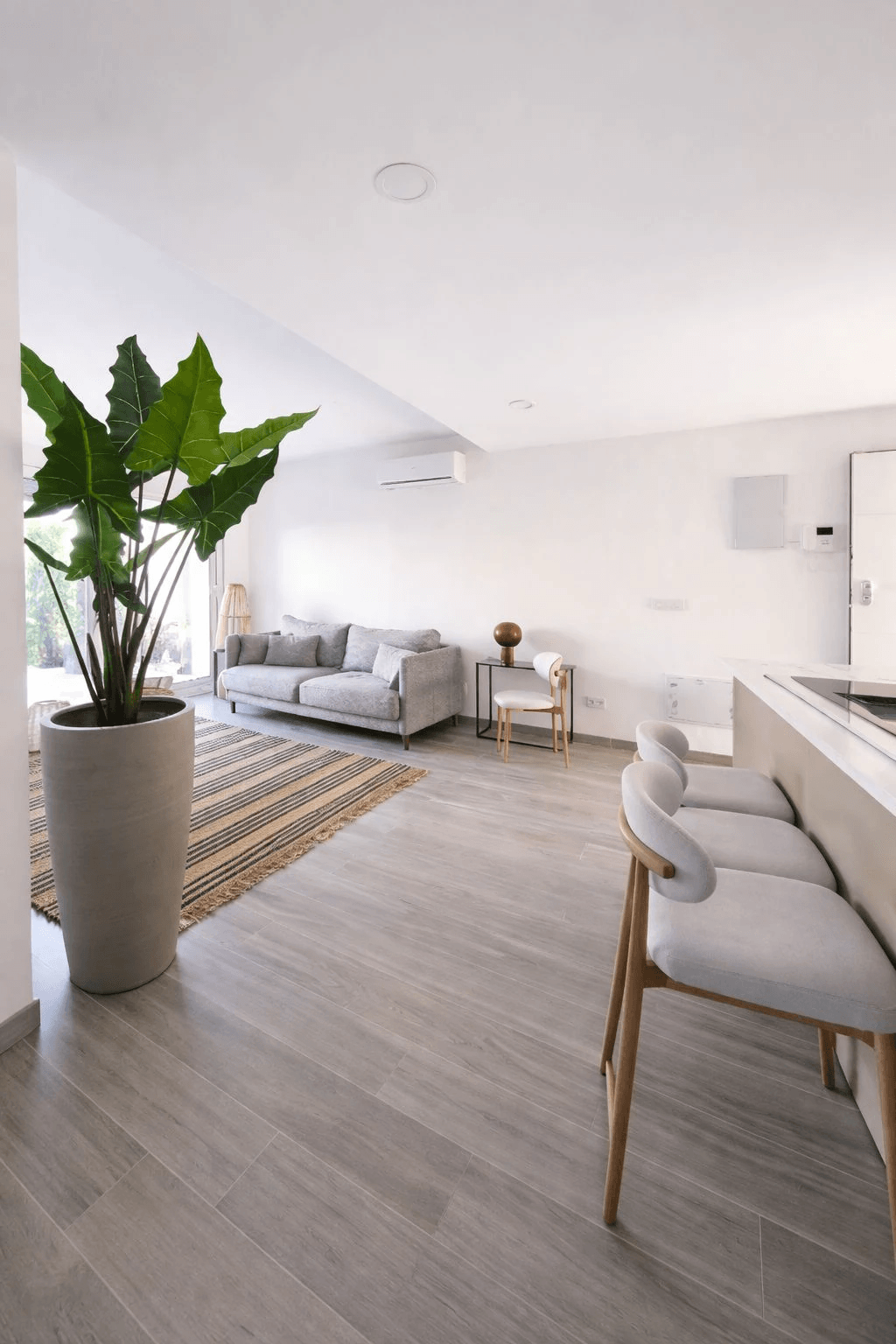 Rez-de-chaussée de deux chambres et jardin dans la zone du Montgó, Dénia.