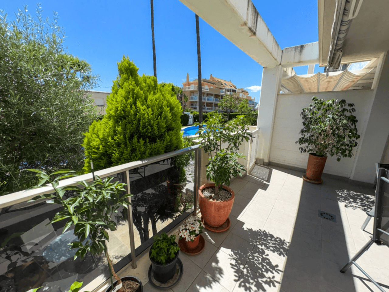 Votre refuge au bord de la mer : Appartement en rez-de-chaussée à deux pas de la plage et du centre de Dénia.