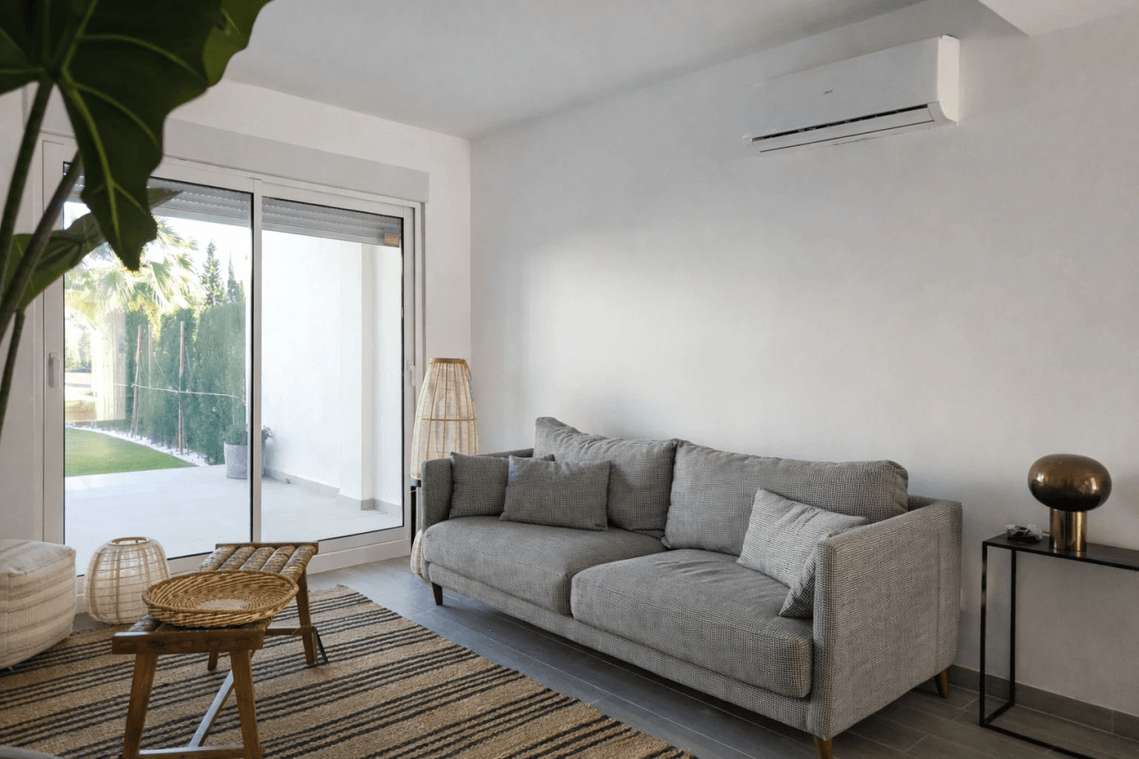 Rez-de-chaussée de deux chambres et jardin dans la zone du Montgó, Dénia.