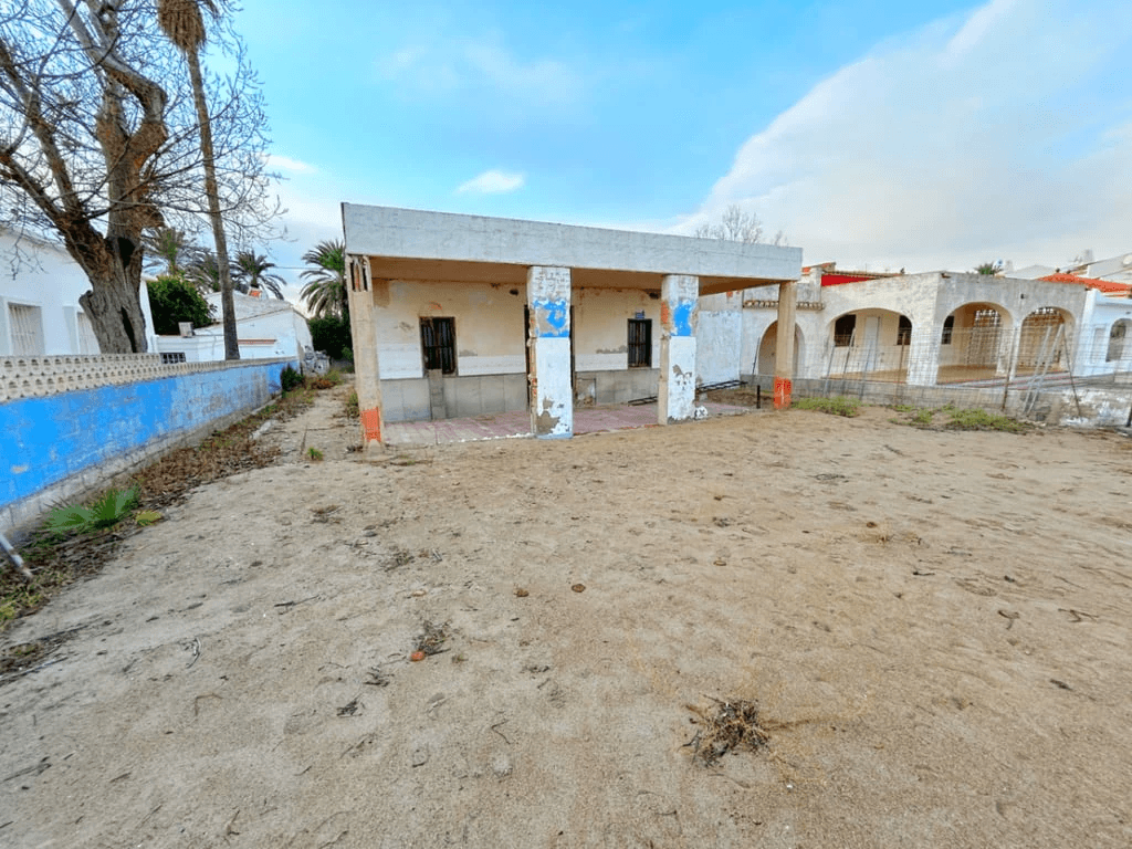 Maison jumelée à la vente à Dénia