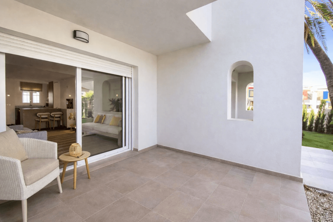 Rez-de-chaussée de deux chambres et jardin dans la zone du Montgó, Dénia.