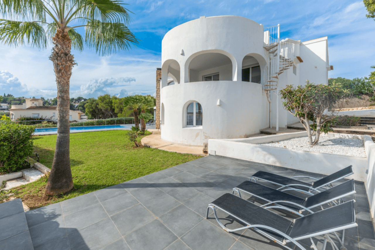 Villa Ibiza style en Balcón al mar con vistas al mar