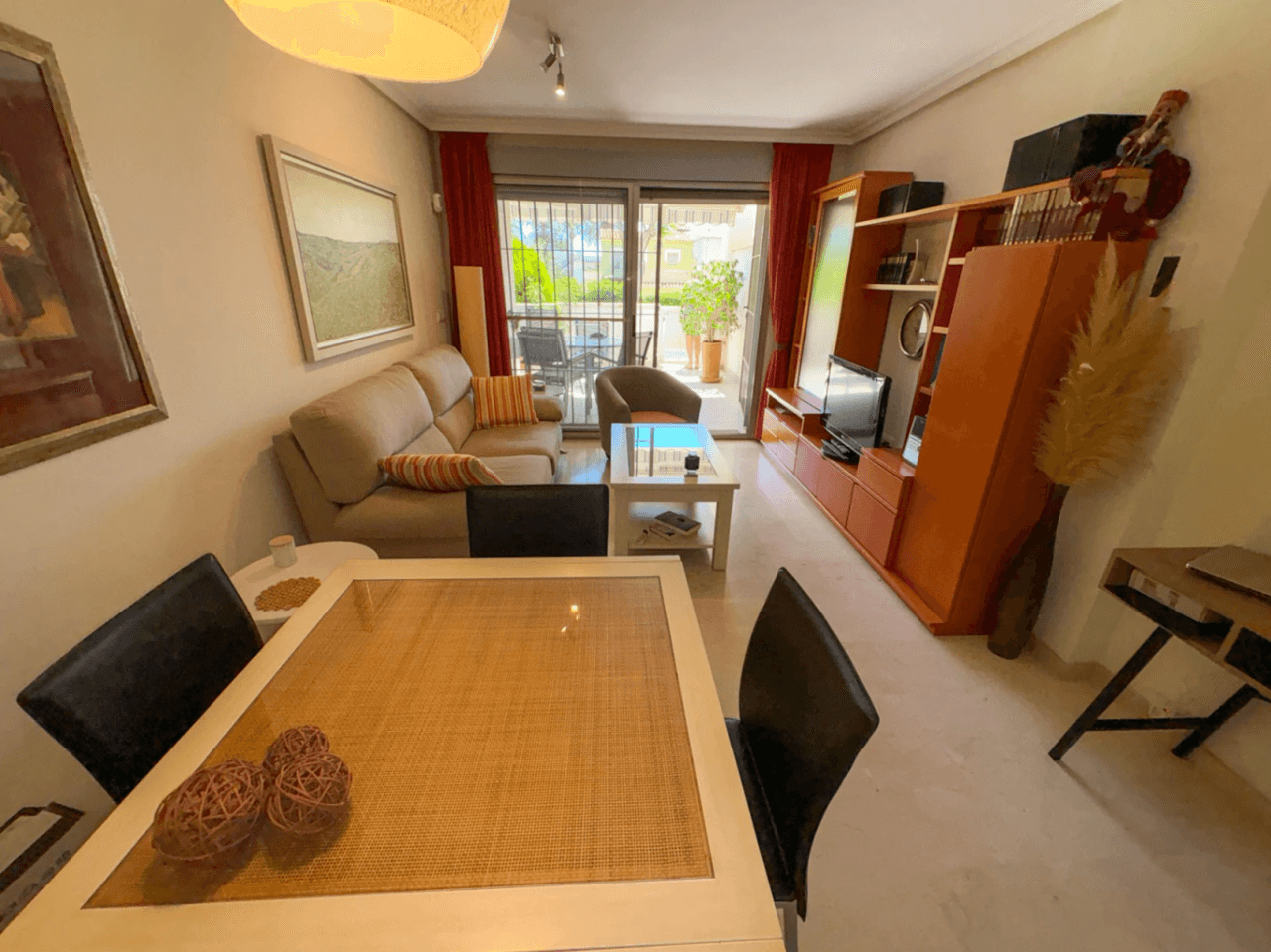 Votre refuge au bord de la mer : Appartement en rez-de-chaussée à deux pas de la plage et du centre de Dénia.