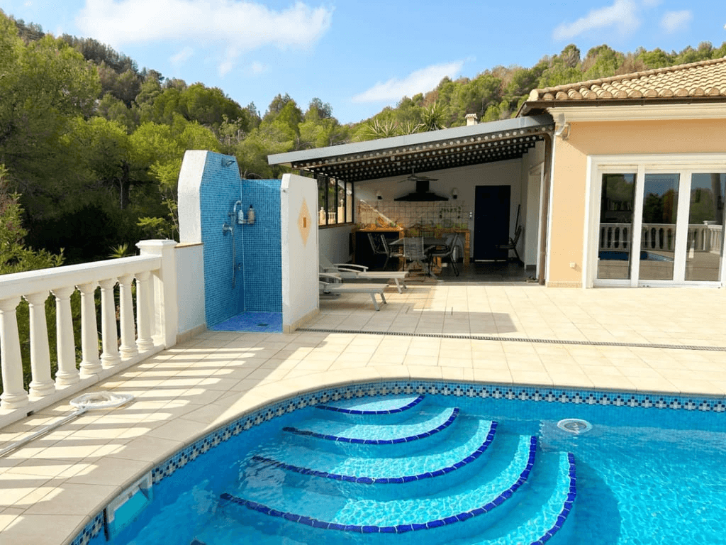 Maison jumelée à la vente à Dénia