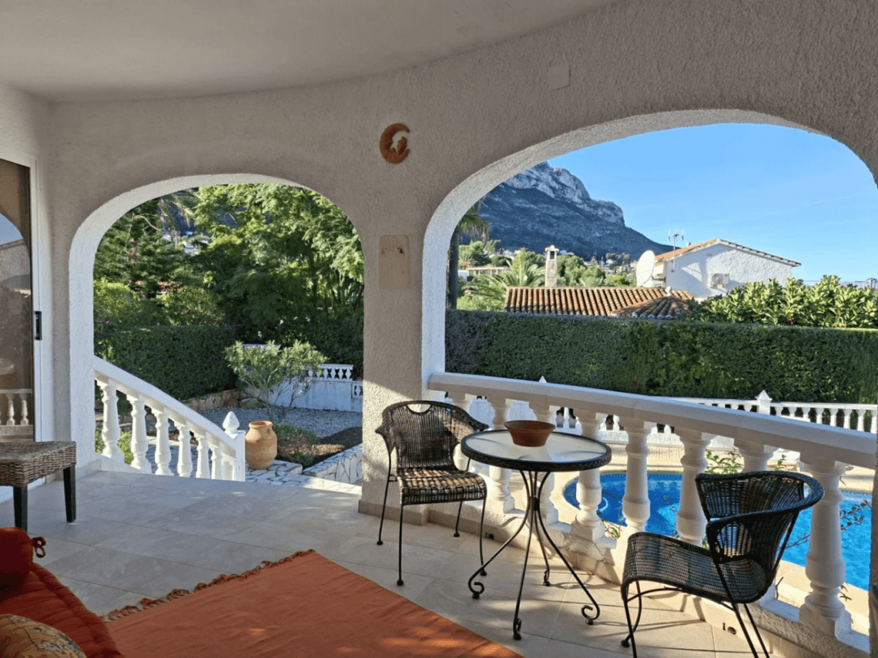 Chalet met uitzicht op zee en Montgó, Denia