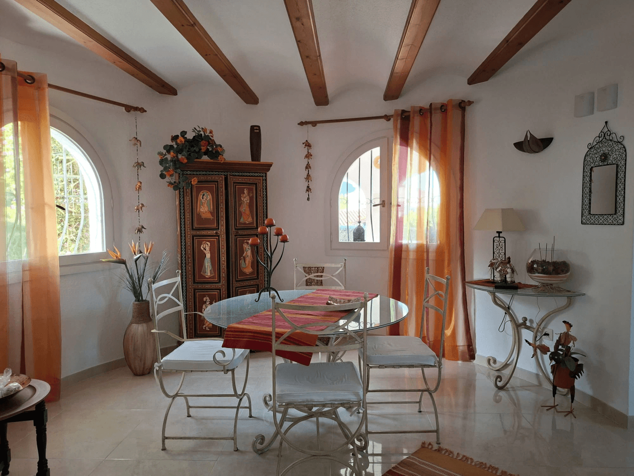 Chalet met uitzicht op zee en Montgó, Denia