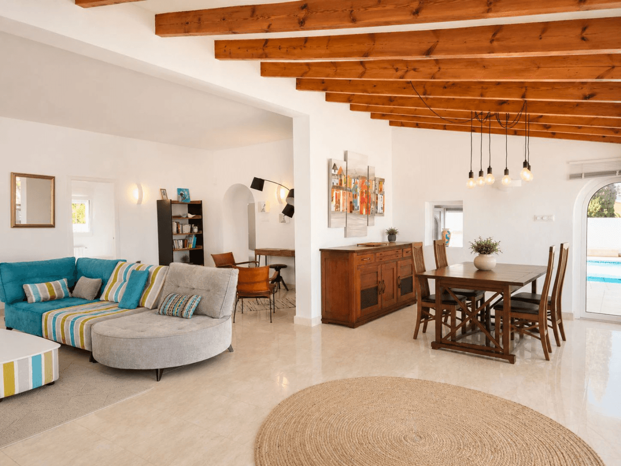 Villa met gastenappartement en uitzicht op zee in Dénia