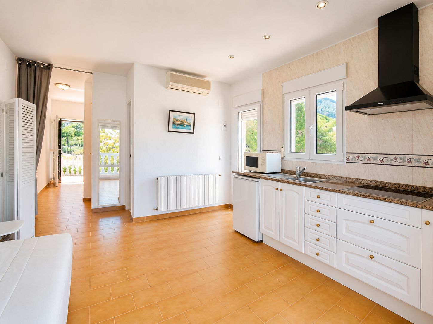 Villa на продажа в Denia, Alicante