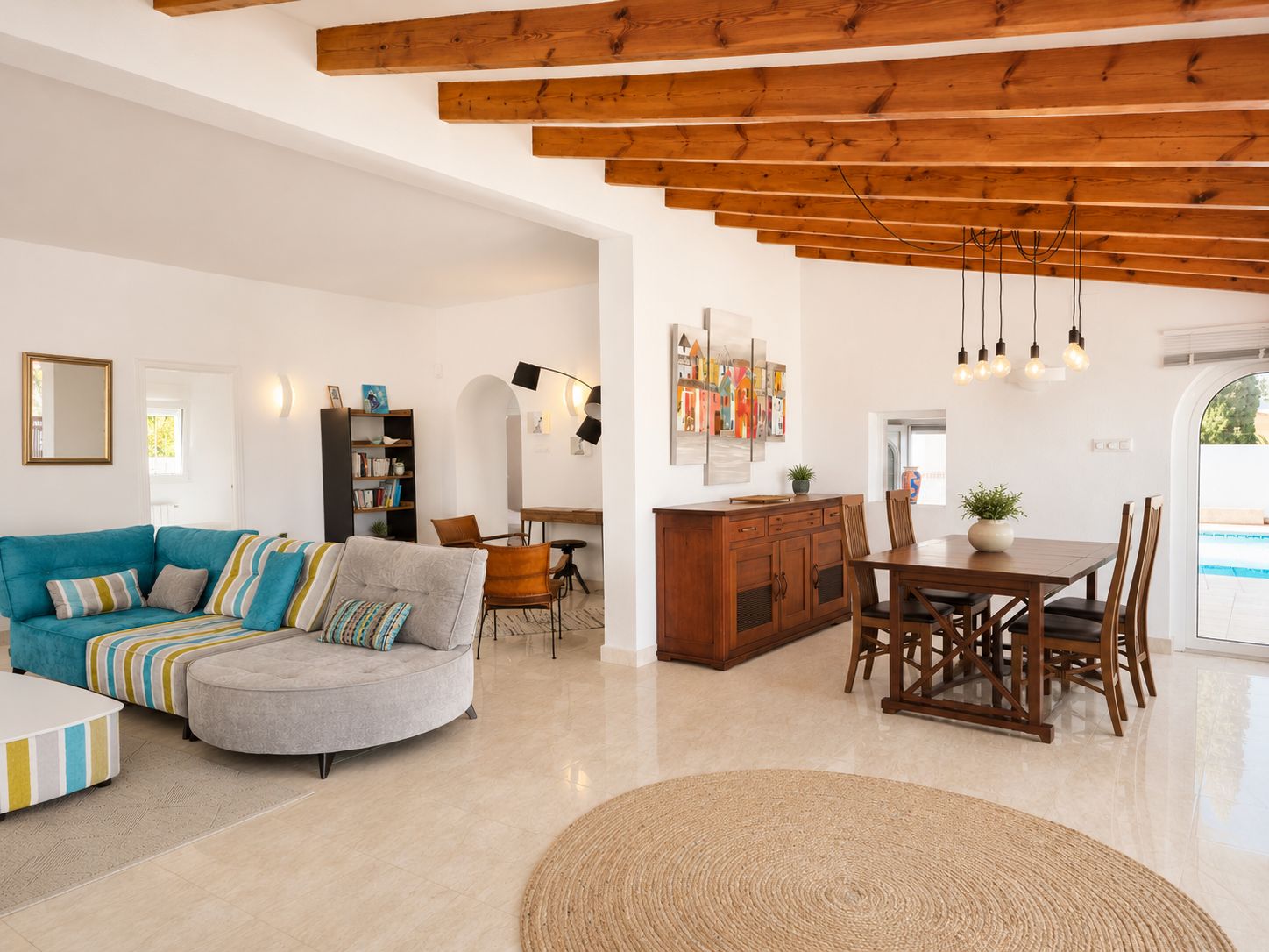 Villa на продажа в Denia, Alicante
