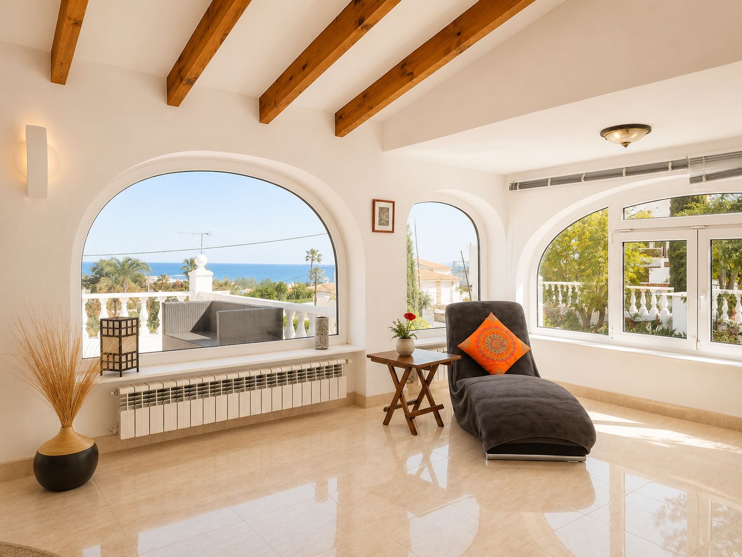 Villa на продажа в Denia, Alicante