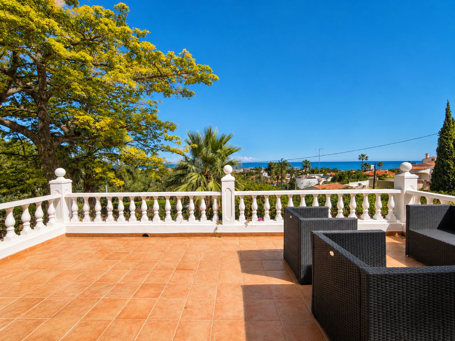 Villa на продажа в Denia, Alicante