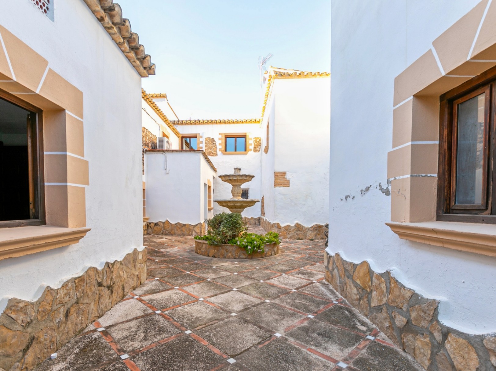 Mediterranean finca in Bocairent (Valencia)
